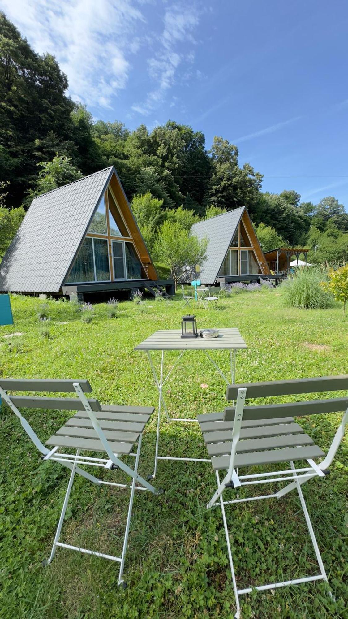 Cabane A-Frame Svinita 外观 照片