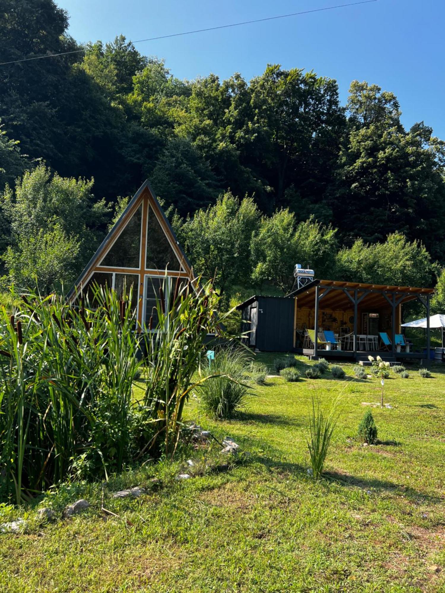 Cabane A-Frame Svinita 外观 照片